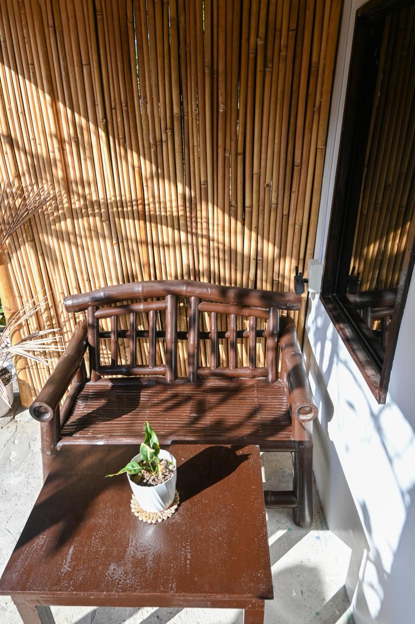 Trisha Guest house