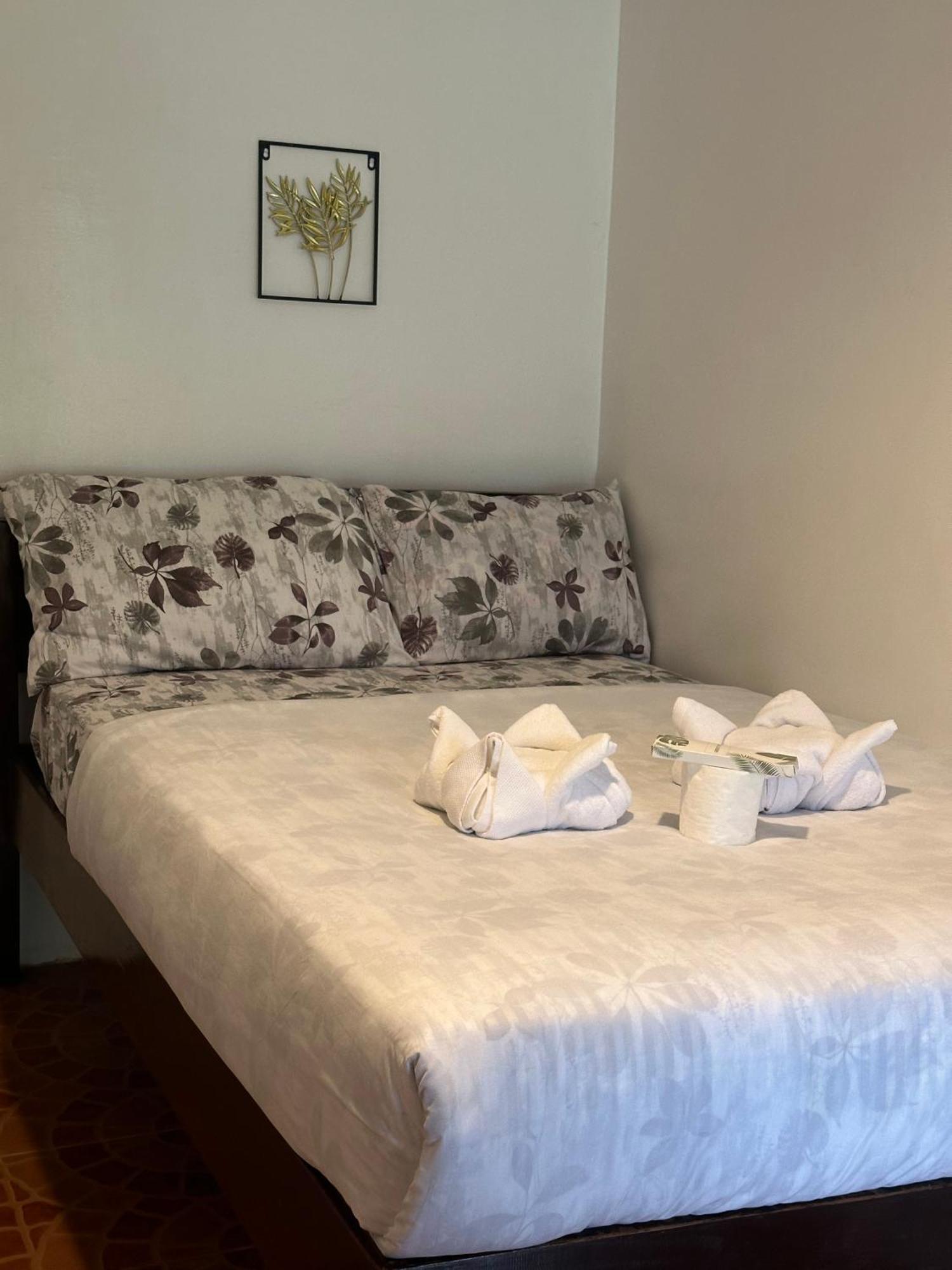 Trisha Guest house